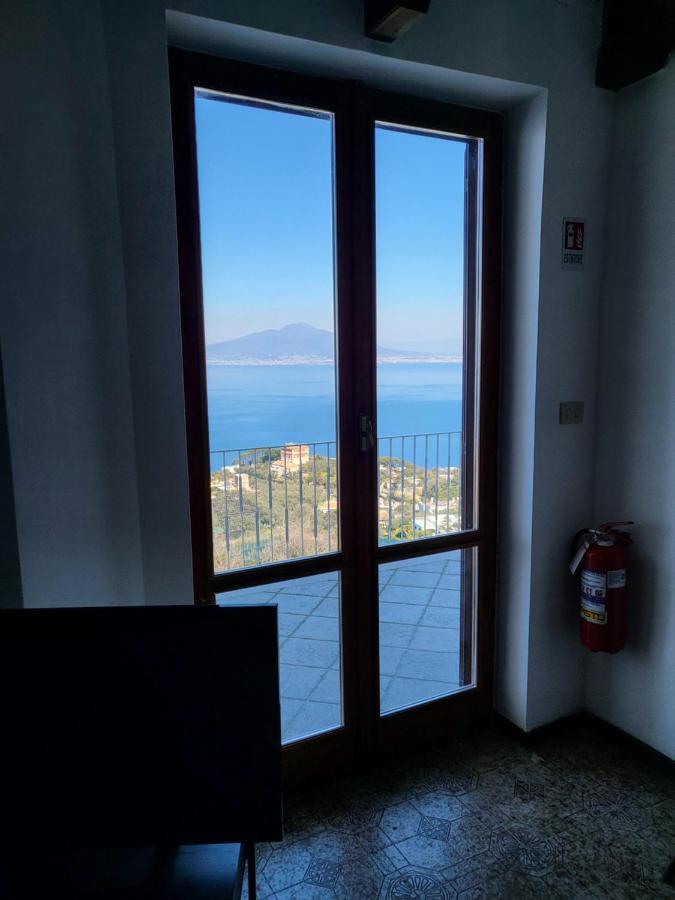 Bellavilla Sorrento B Bagian luar foto